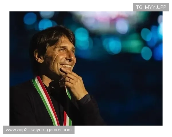 那不勒斯准备通过一笔租借交易测试引援价值——走在转会潮的前沿 那不勒斯准备通过一笔租借交易测试引援价值——走在转会潮的前沿