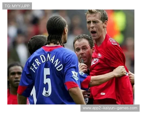 热刺欧联杯冠军门将怀特曼挂靴，转行做摄影师有模有样，曼联 怀特塞德