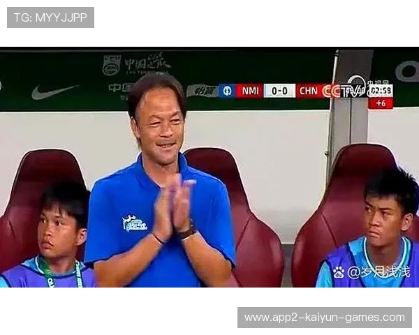 赛后数据分析报告帮助教练调整战术方案见长，教练对他们在最后一场比赛中的表现不满意